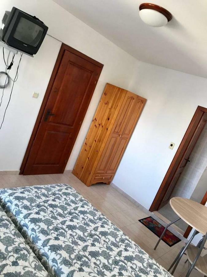 Студиа Мансарда Ненови Pomorie Esterno foto